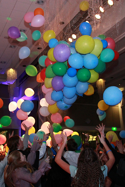 Ballons dropping on crowd