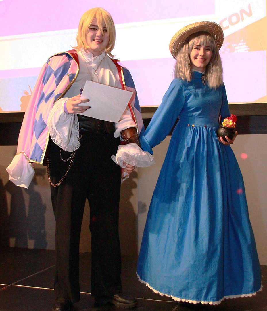 Louis as Howl Pen Dragon and Model as Sophie Hatte